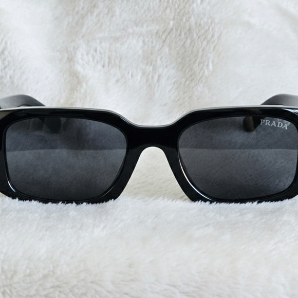 Prada Sunglasses PR17WS Black - Picture 2 of 4